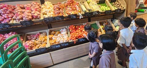 KG1 Supermarket Visit - 14