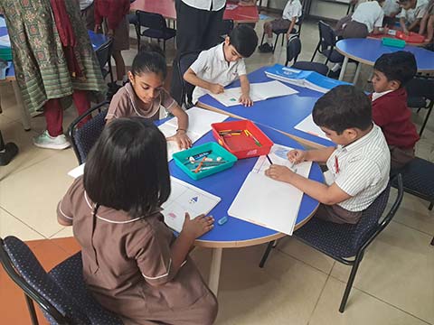 KG2 Learning Centres – Nouns - 6