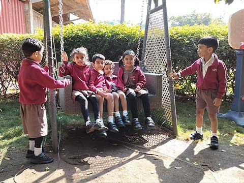 Kindergarten Picket Fence Farm Visit - 15