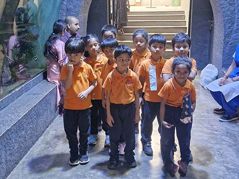 Montessori Aquarium Visit - 12