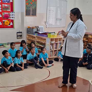 Montessori dentist visit
