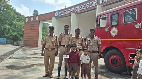 KG 1 Field trip to Fire station - 4